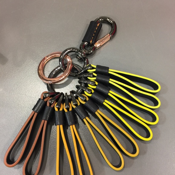 tumi keychain